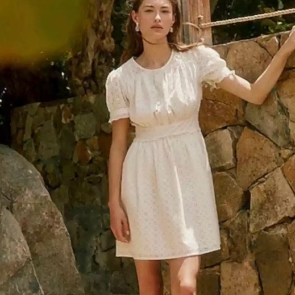 J.CREW Puff-sleeve white eyelet dress size 6